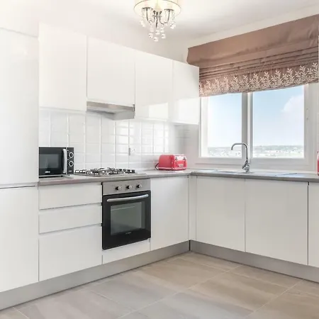 Apartament Lovely With Sea View