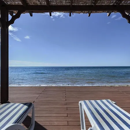 Lovely With Sea View Apartament *